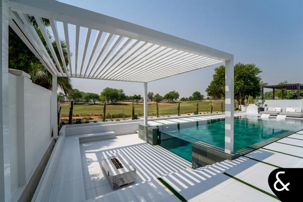 Exquisite Turnkey Golf Course Mansion in Sienna Views